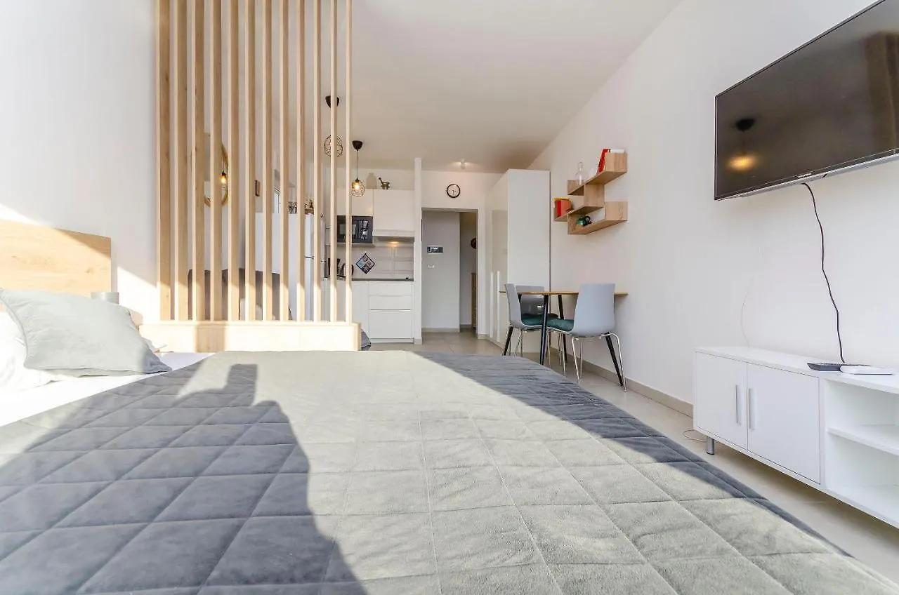 Apartment Oliva Kastela 0*,